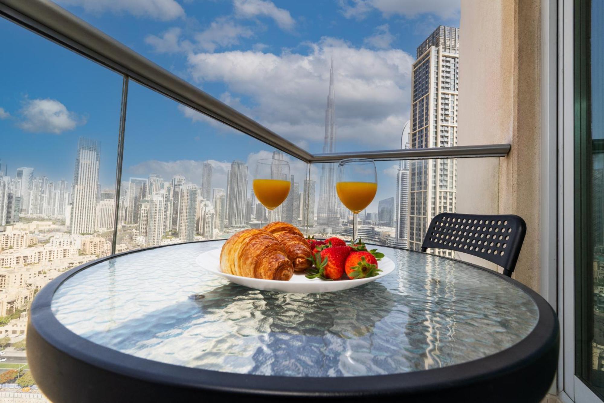 Upgraded Apartment With Stunning Burj Khalifa View Dubaj Exteriér fotografie